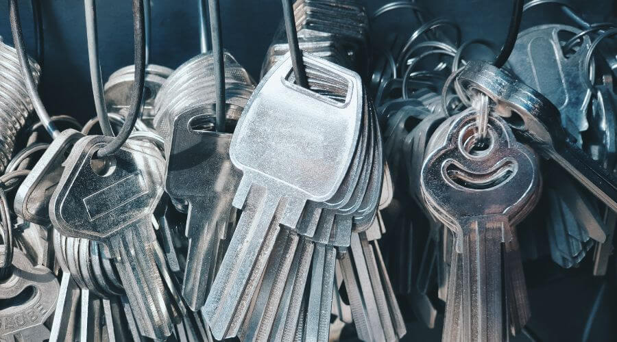 Expert Emergency Roof Repairs services in Holcomb, MO